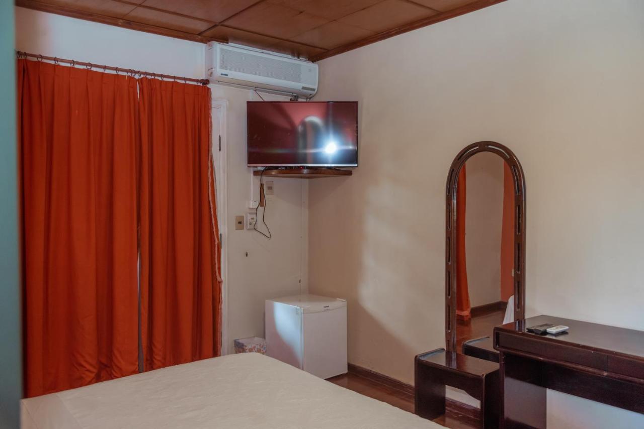 Casa Blanca Hotel Сиудад дел Есте Екстериор снимка