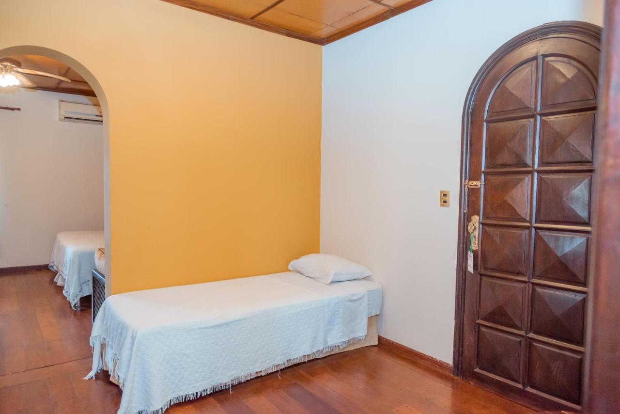 Casa Blanca Hotel Сиудад дел Есте Екстериор снимка